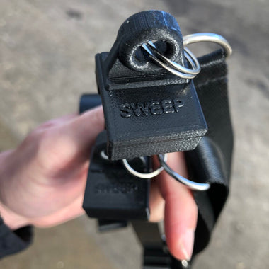 Easy Farming Schudbox draagriem featuring durable straps and a secure attachment for easy carrying.